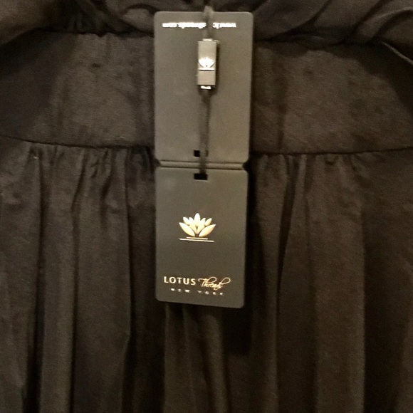 LOTUS THREADS CHIFFON SHEAR OVERLAY ROMPER GOWN - Picture 5 of 8